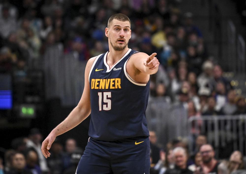 然而在这场 然而在这场