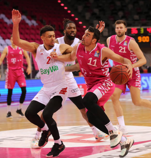 年事已高 年事已高